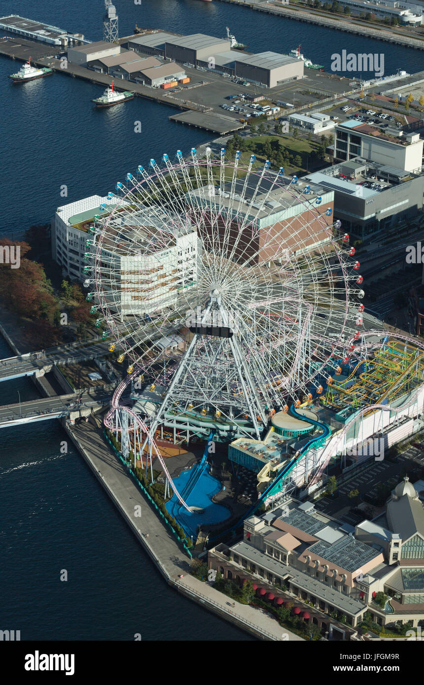 Japan, Yokohama City, Yokohama bay, Cosmo World´s Ferris Wheel Stock Photo