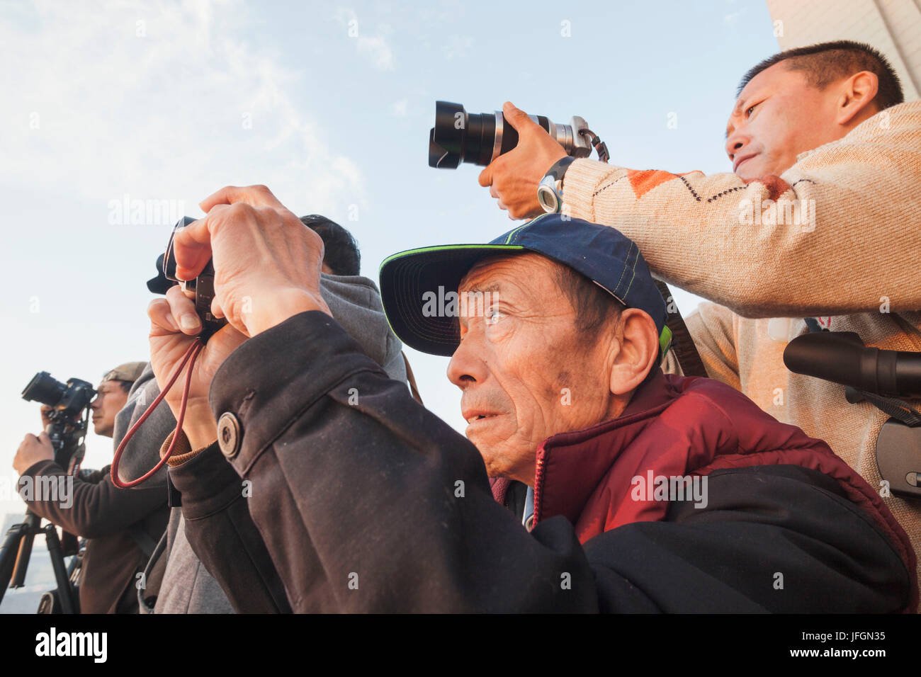 China, Shanghai, The Bund, Photography Enthusiasts at Sunrise Stock Photo