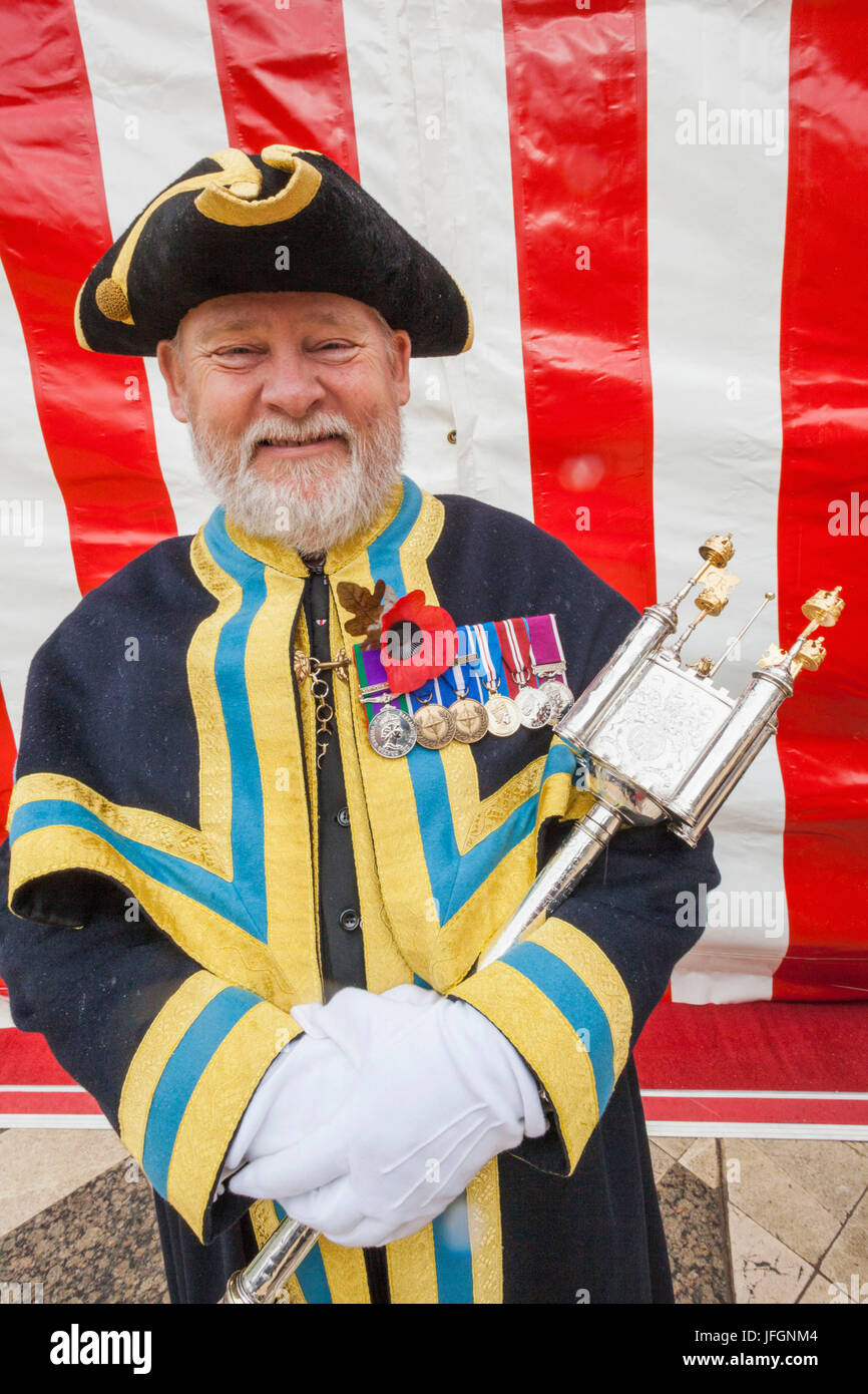 Mace bearer hires stock photography and images Alamy