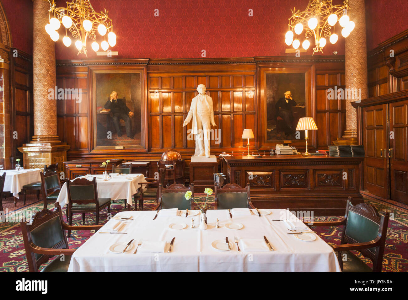 England, London, Whitehall, The National Liberal Club, The Dining Hall, Statue of William Gladstone Stock Photo