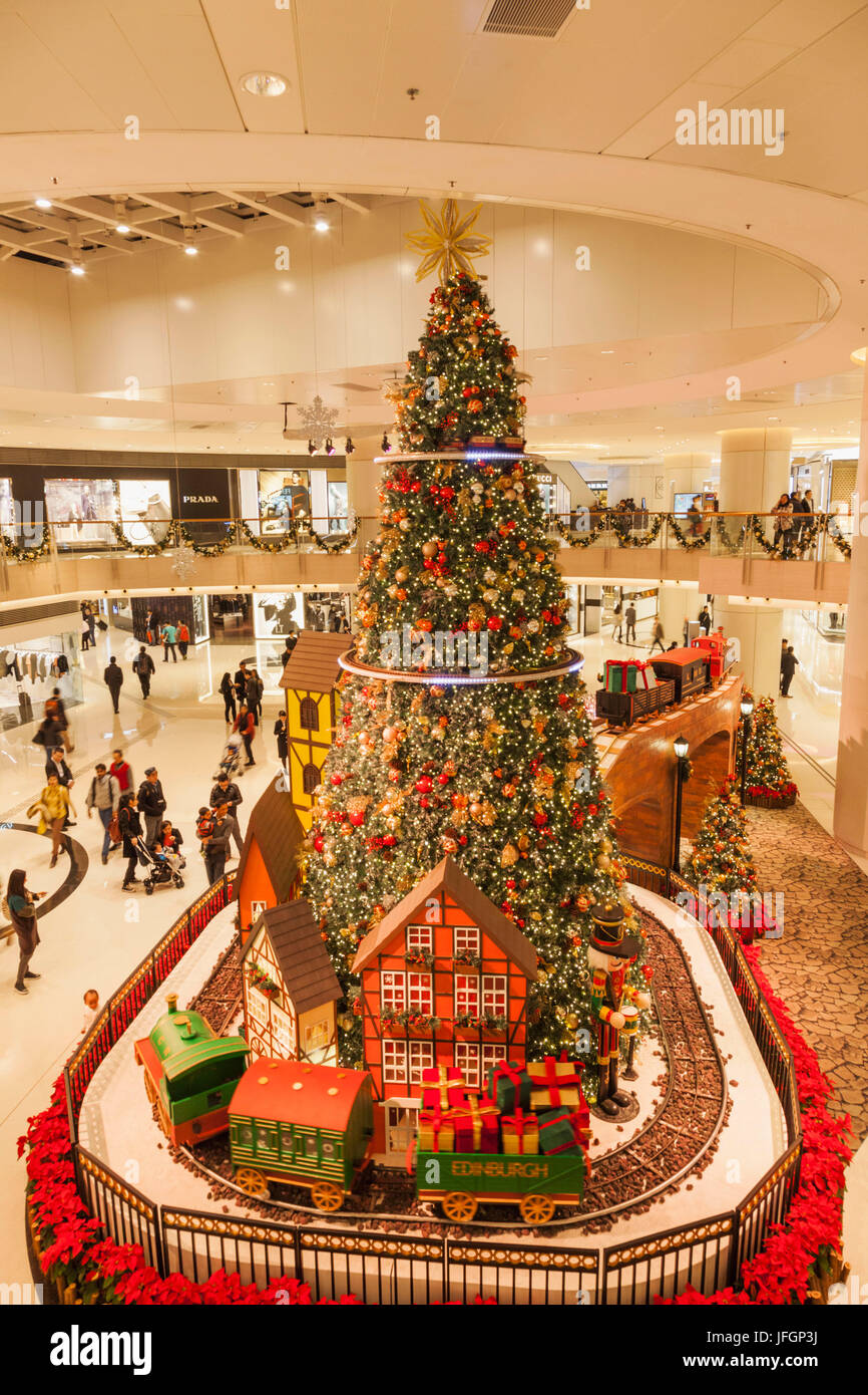 China, Hong Kong, Kowloon, Elements Shopping Centre, Christmas Tree Display Stock Photo