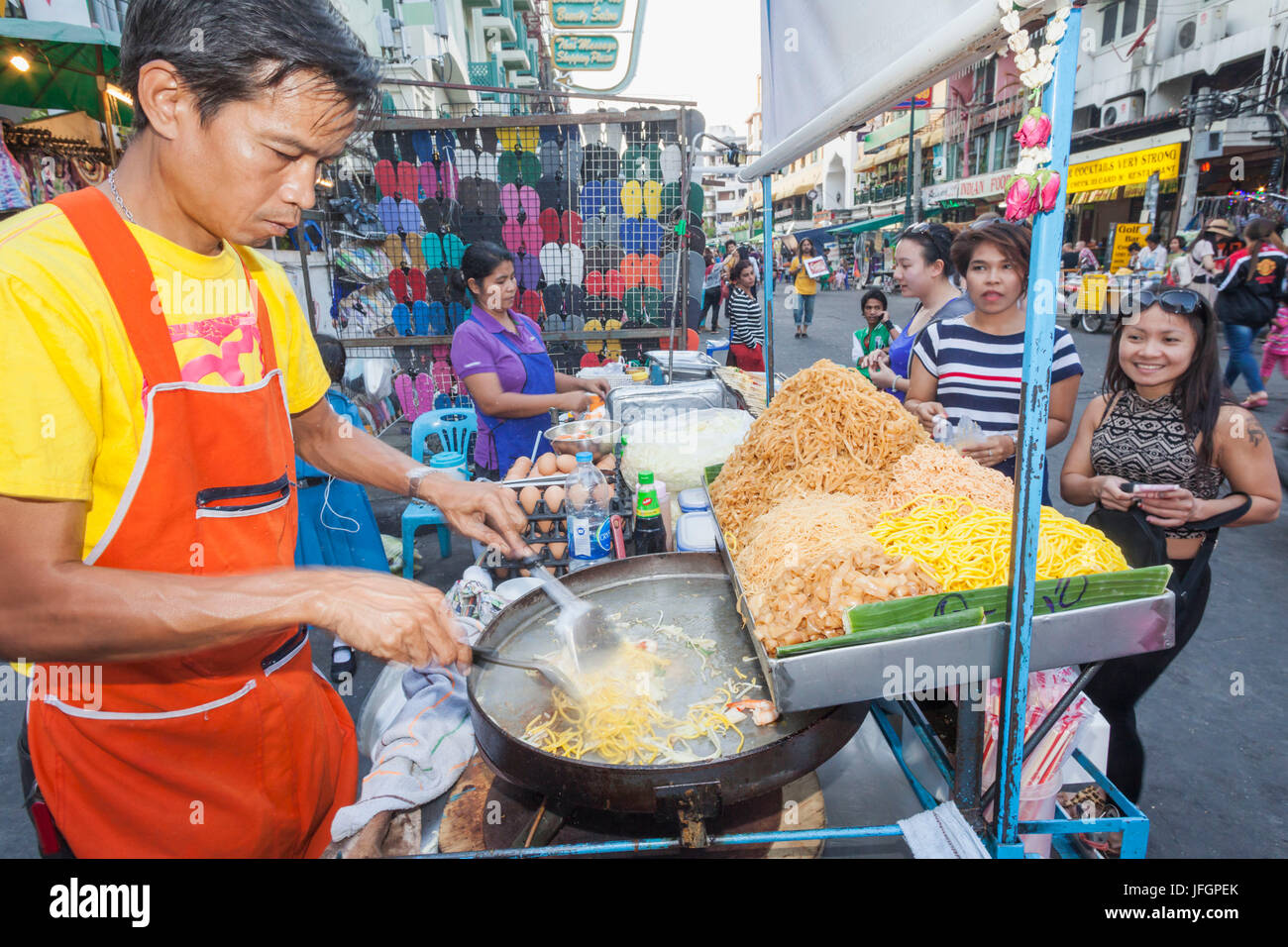 Thailand, Bangkok, Khaosan Road, Street Vendor Cooking Pad Thai Stock Photo