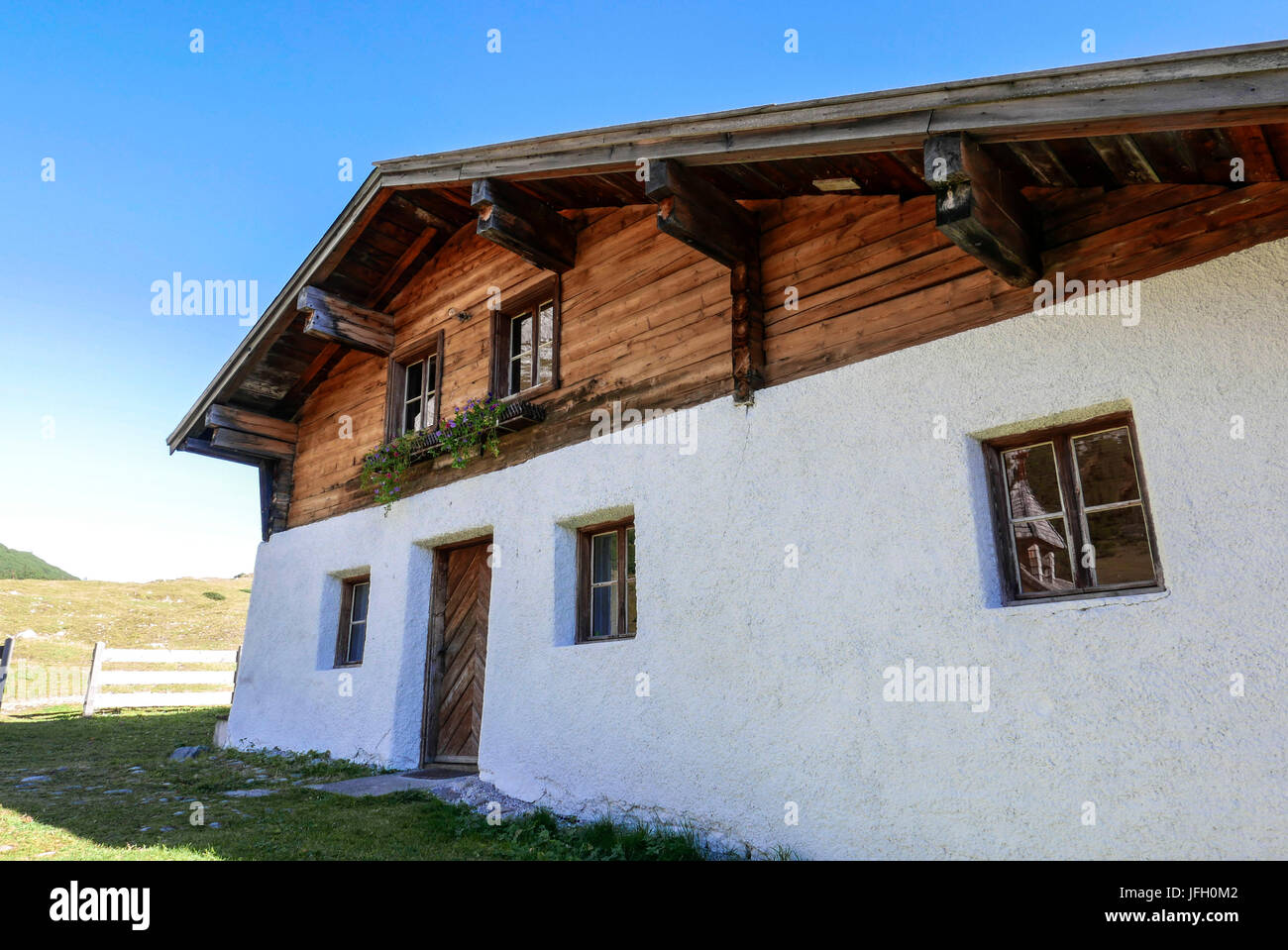 Alpine hut on the Hochalm in the Karwendeltal, Karwendel, Tyrol Stock Photo