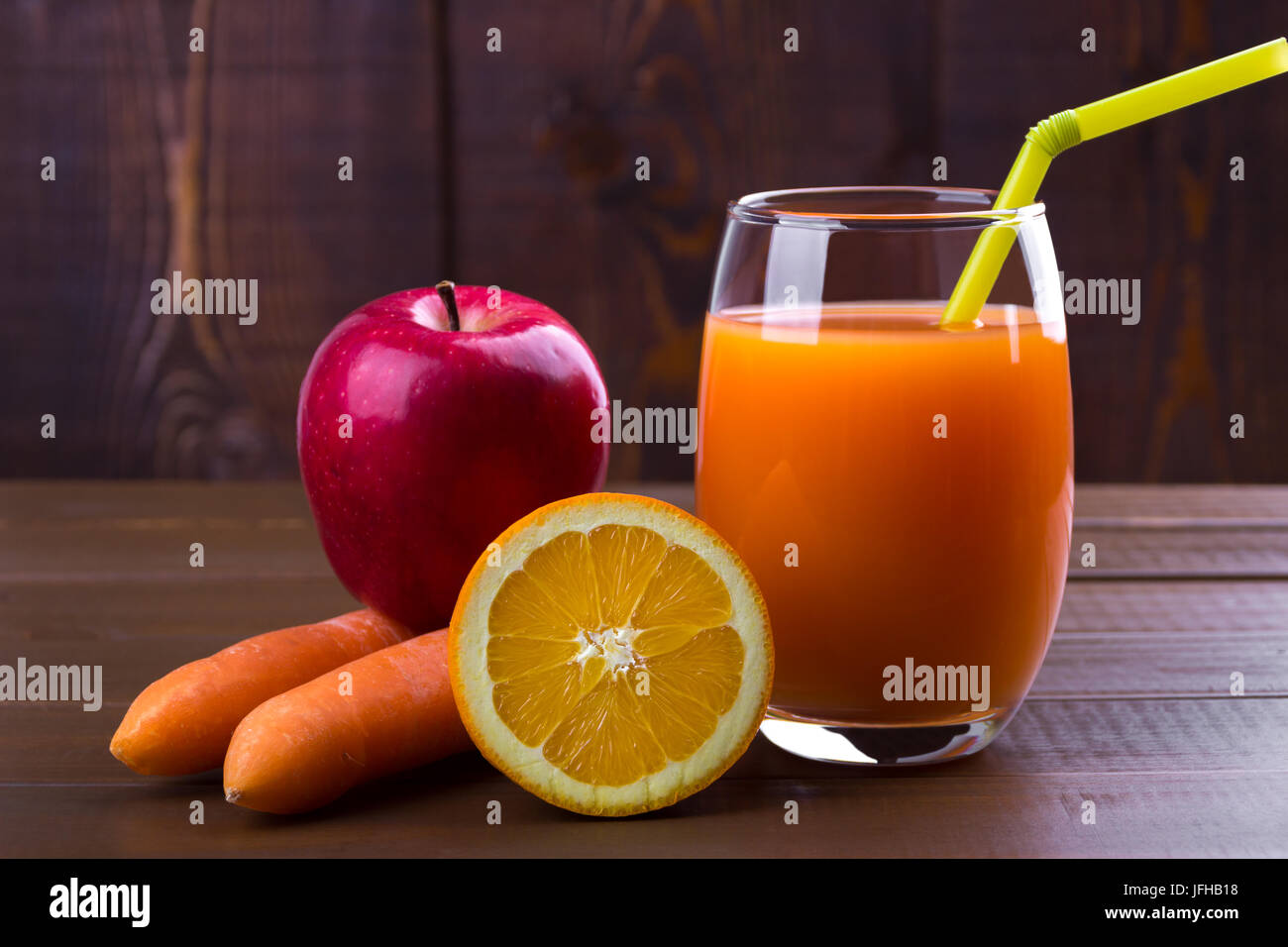 Apple carrot hires stock photography and images Alamy