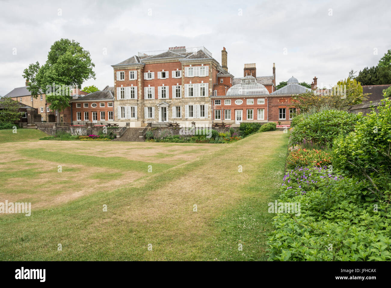 Town twickenham High Resolution Stock Photography and Images Alamy
