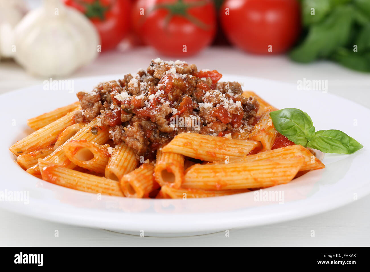Italienische Nudeln Pasta mit Bolognese Sauce Gericht Stock Photo - Alamy