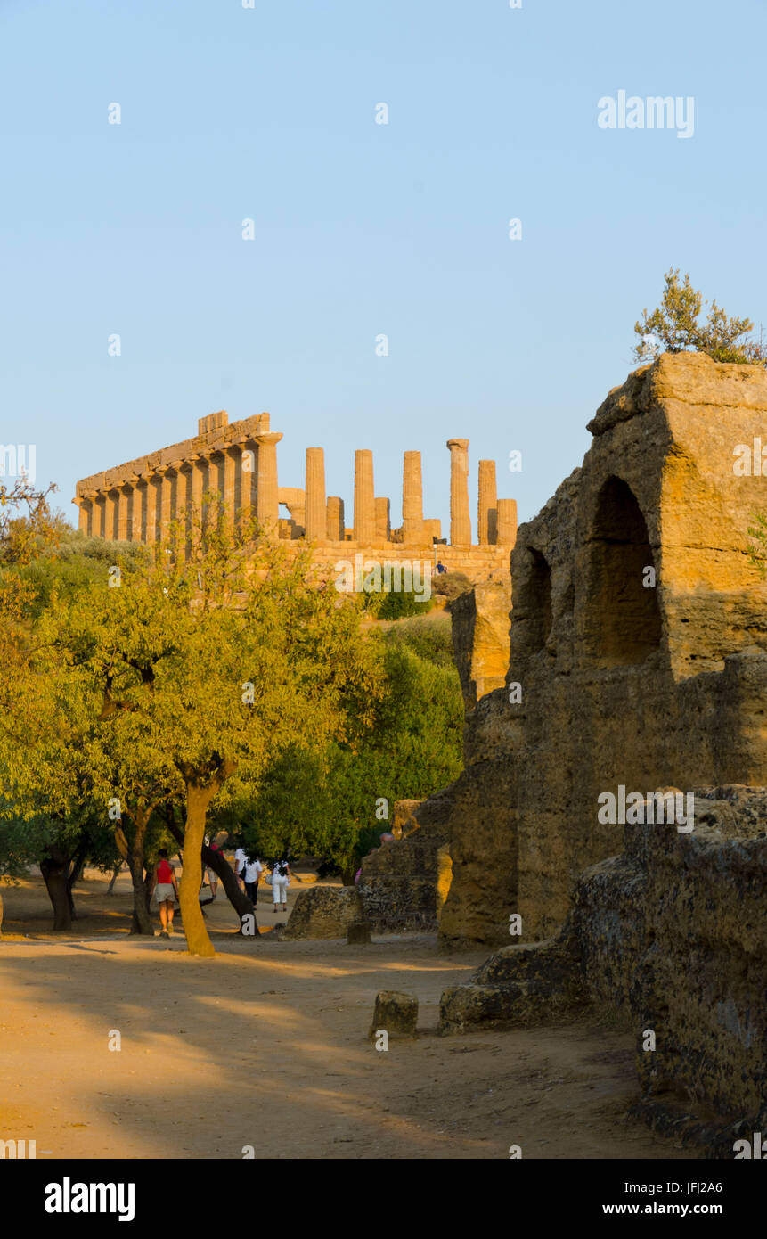 Italy, southern Italy, Sicily, Sicilia, Agrigento, Agrigento, valley of the temples, Temple of Hera Stock Photo