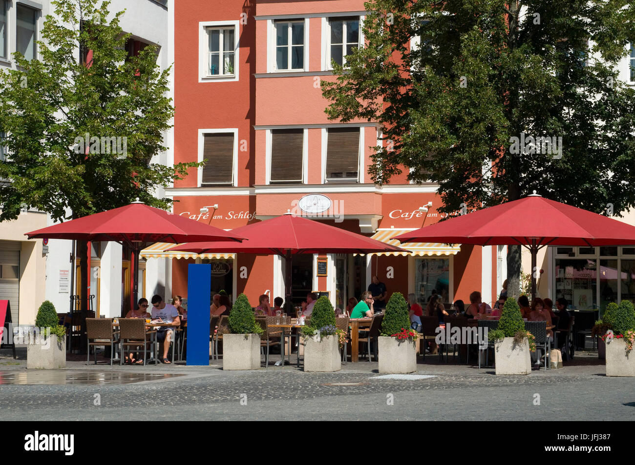 Danube cafe hires stock photography and images Alamy