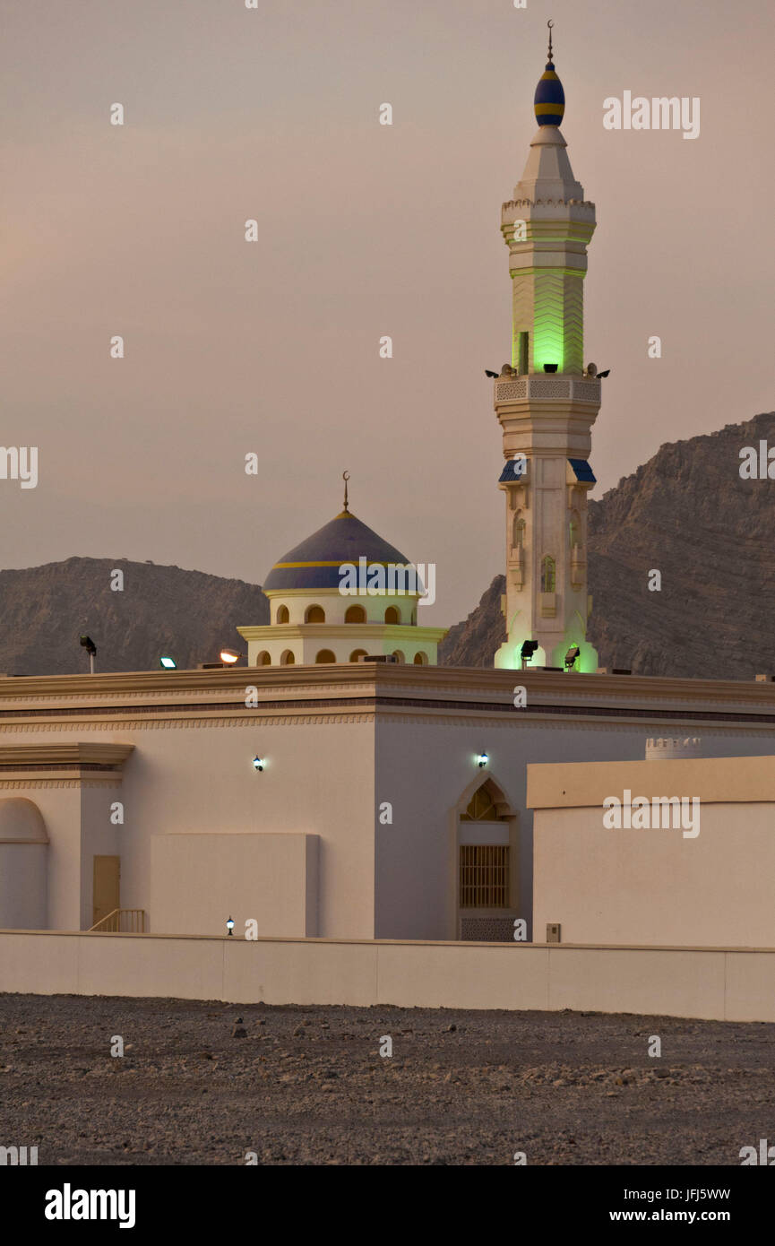 Arabia, Arabian peninsula, Sultanate of Oman, peninsula Musandam, Khasab, Sharja mosque Stock Photo