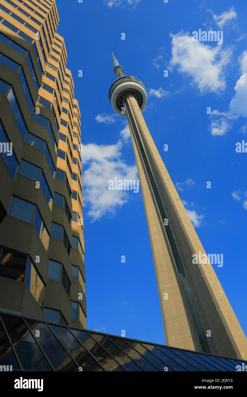 Skydome with cn tower hi-res stock photography and images - Alamy