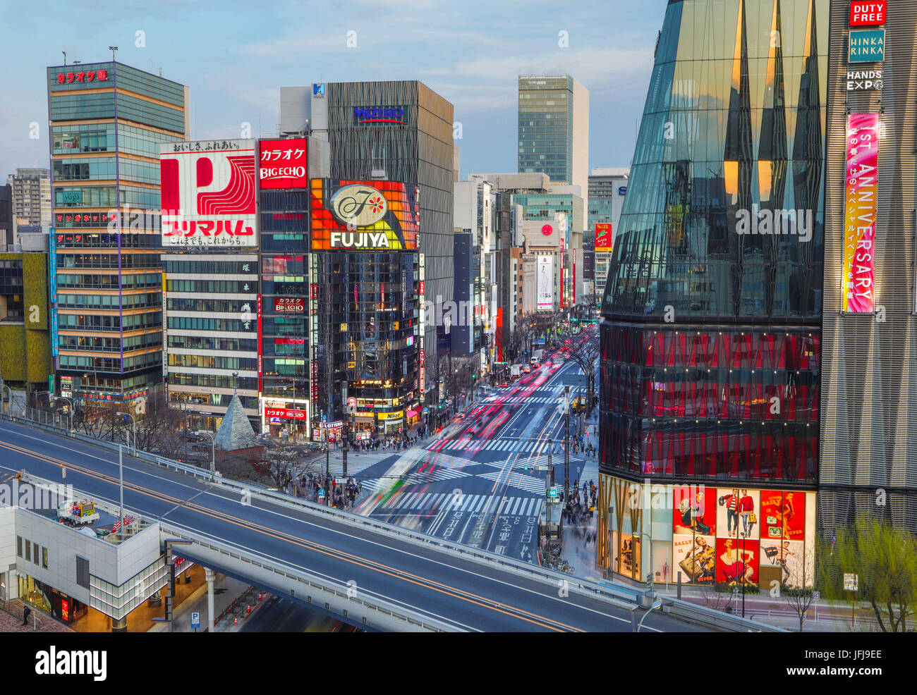 Ginza Tokyo High Resolution Stock Photography and Images - Alamy