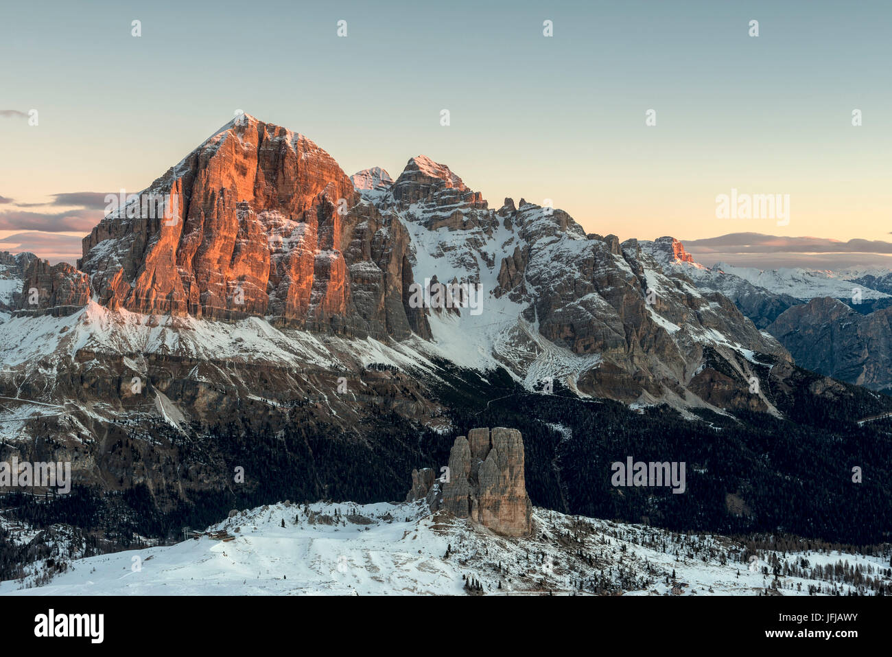 Nuvolau, Dolomites, Veneto, Italy, Alpenglow on the peaks of the Tofane Stock Photo
