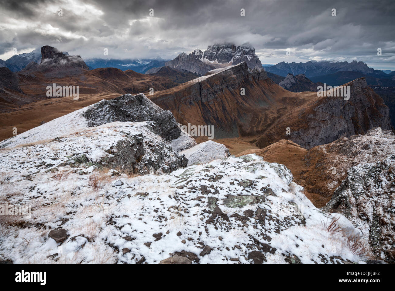 Europe, Italy, Veneto, Belluno, Wide view of Mondeval with the mount Corvo Alto and Pelmo in the background, Cadore, Dolomites Stock Photo