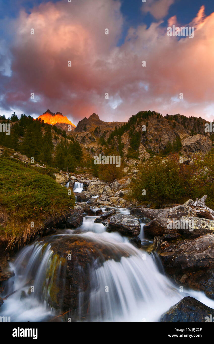 Italy, Piedmont, Cuneo District, Gesso Valley, Alpi Marittime Natural Park, sunset on the Nasta Peak Stock Photo