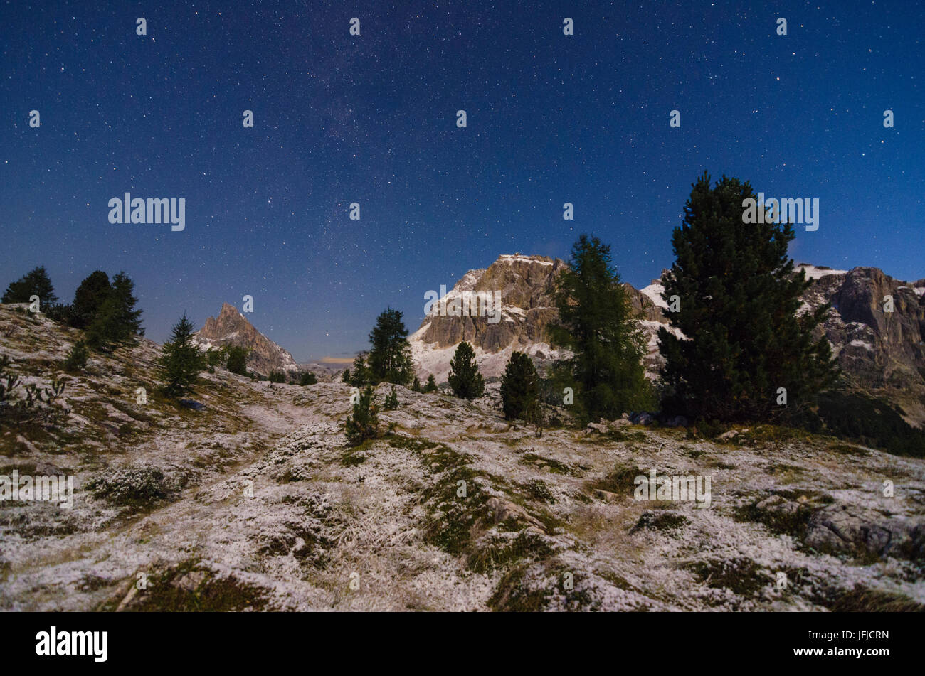 Lagazuoi, Sass de Stria, Limedes Lake, Falzarego Pass, Dolomites, Veneto, Italy, Starry night over Lagazuoi and Sass de Stria Stock Photo