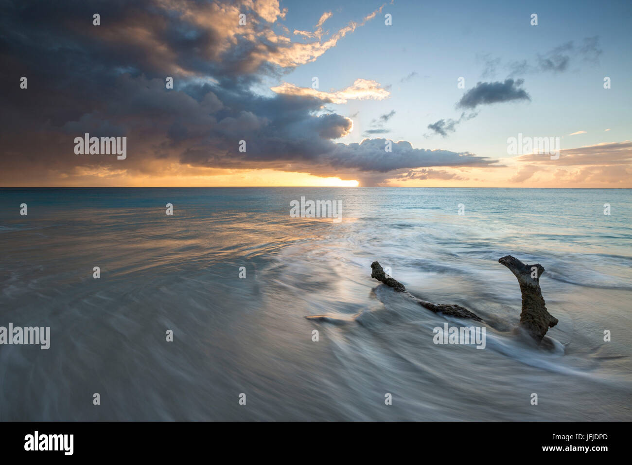 Caribbean waves beach hi-res stock photography and images - Alamy