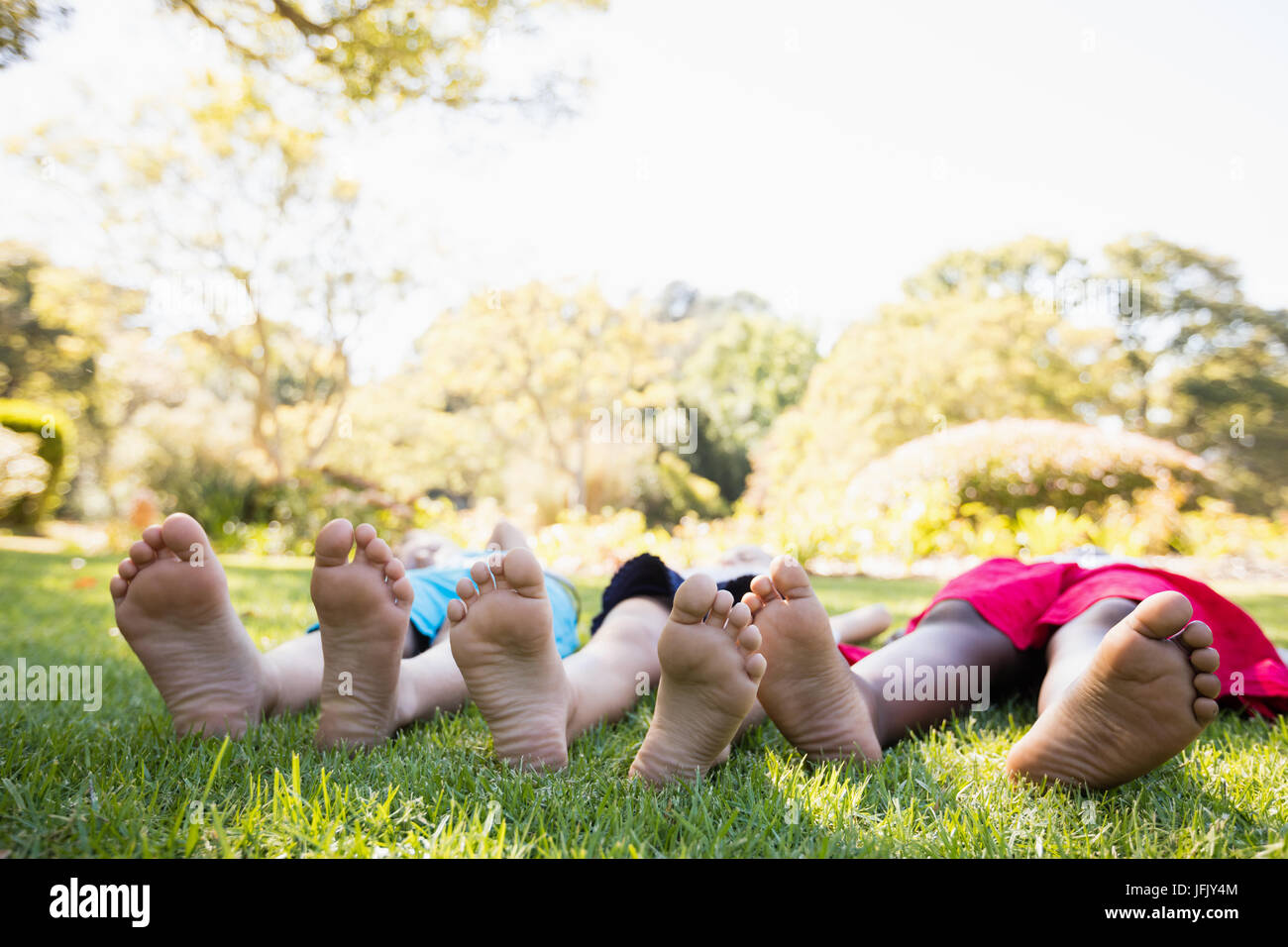Kids feet grass hi-res stock photography and images - Alamy