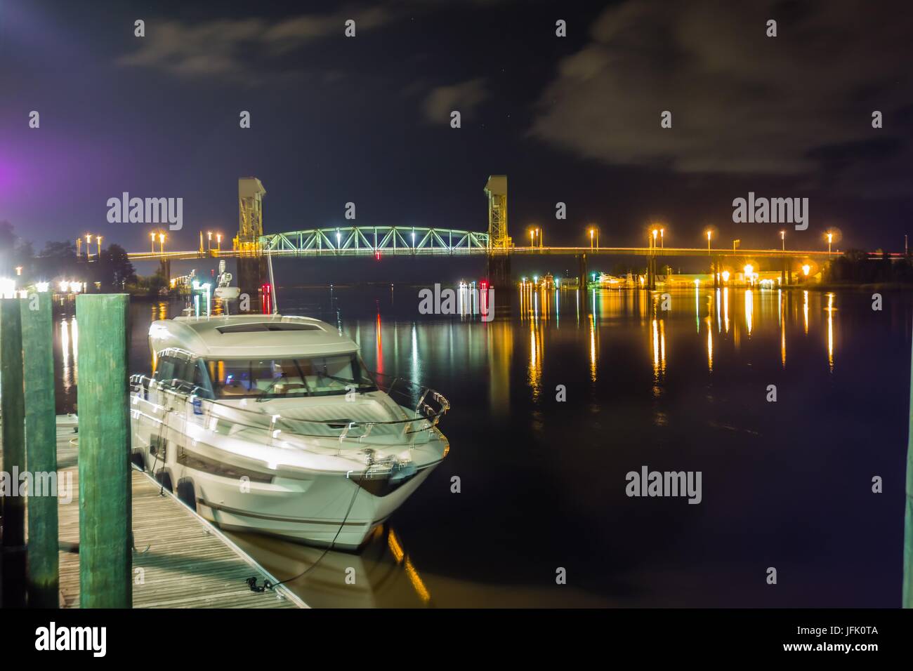 riverfront board walk scenes in wilmington nc at night Stock Photo - Alamy