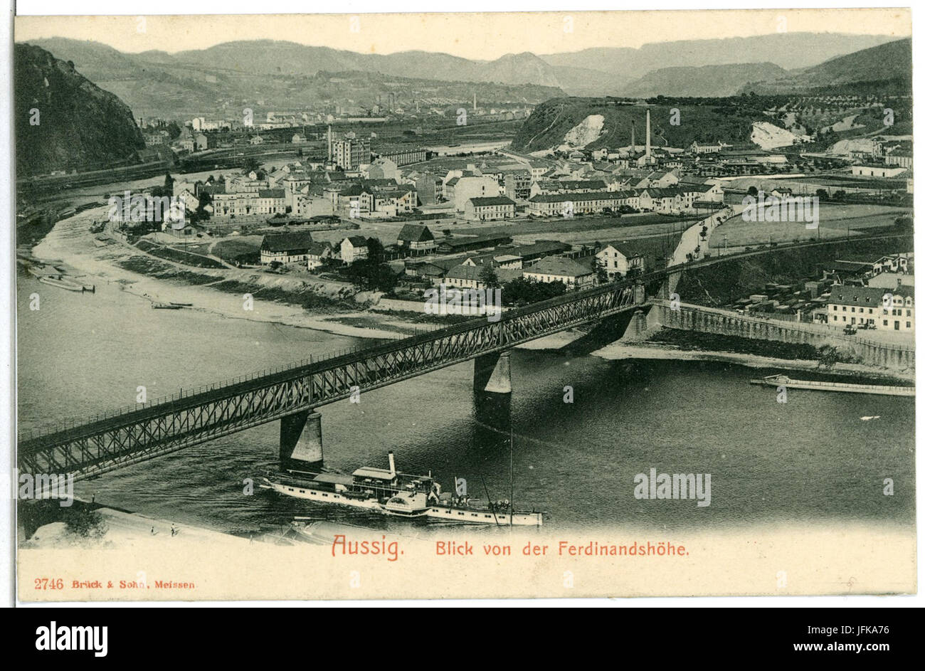 0 46-Aussig-Elbe-1902-Blick von der Ferdinandshöhe auf Stadt, Elbe, Dampfer, Brücke-Brück & Sohn Kunstverlag Stock Photo