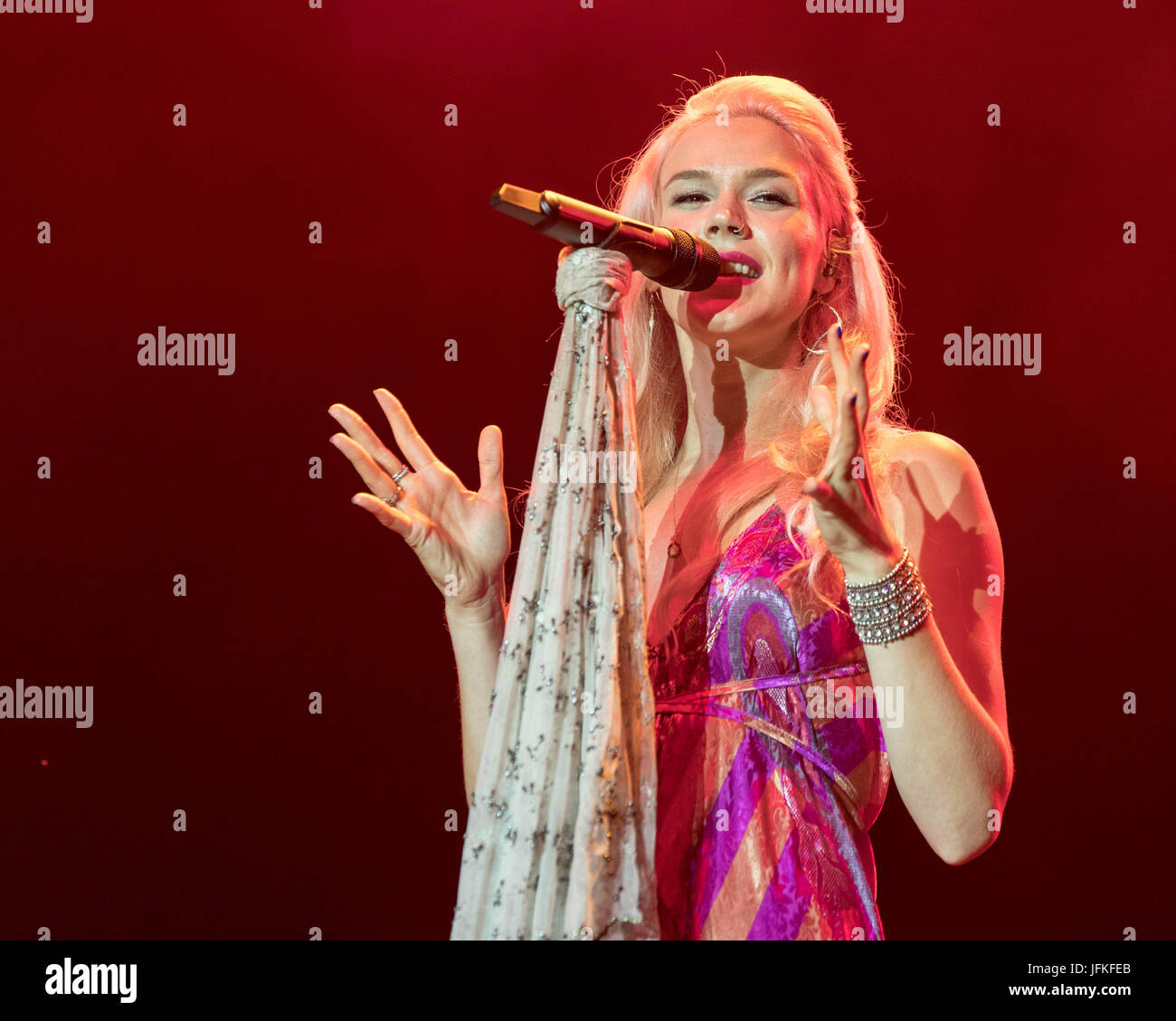 Joss stone 2017 hi-res stock photography and images - Alamy