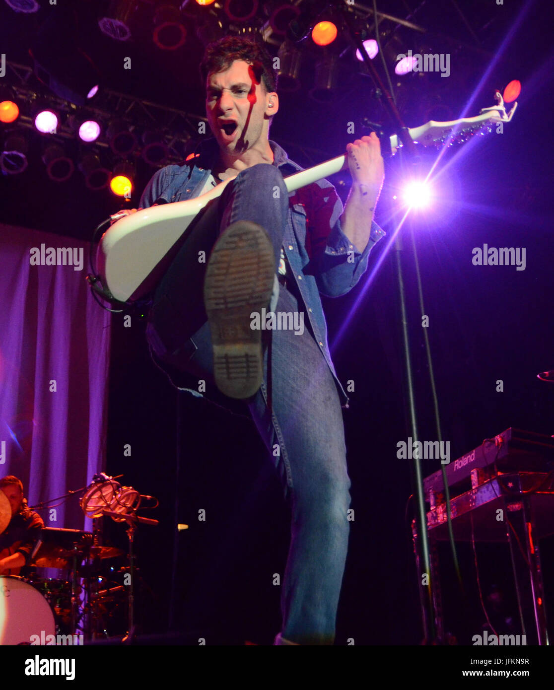 Milwaukee, Wisconsin, USA. 1st July, 2017. Lead singer Jack Antonoff of