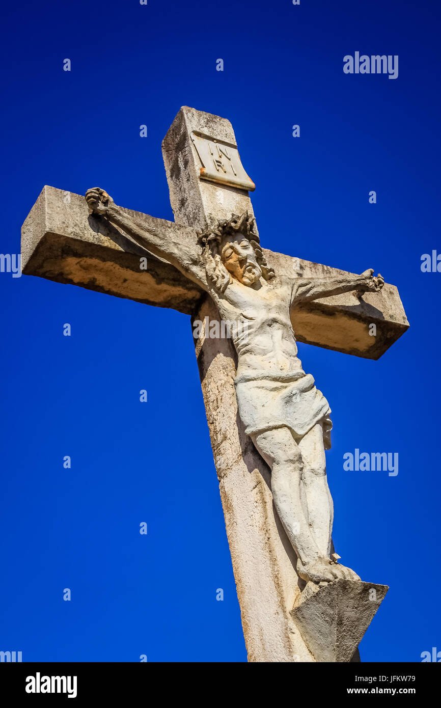 Jesus on the cross hi-res stock photography and images - Alamy