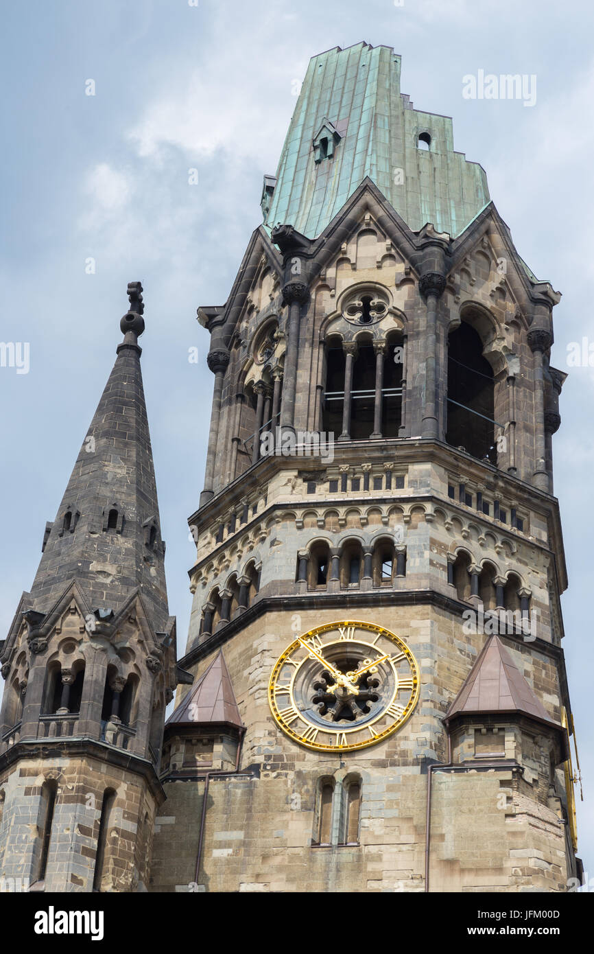 Church clock towers hi-res stock photography and images - Alamy