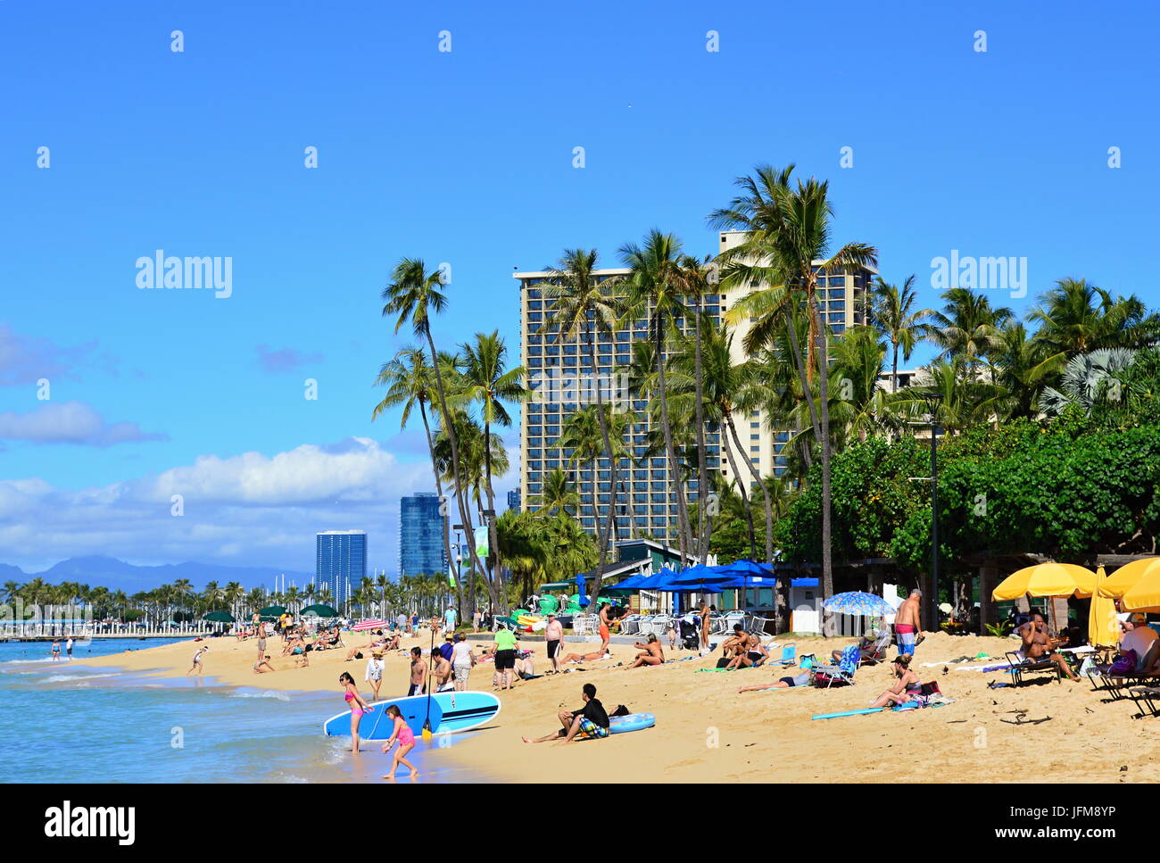 Waikiki beach hawaii inseln hi-res stock photography and images - Alamy