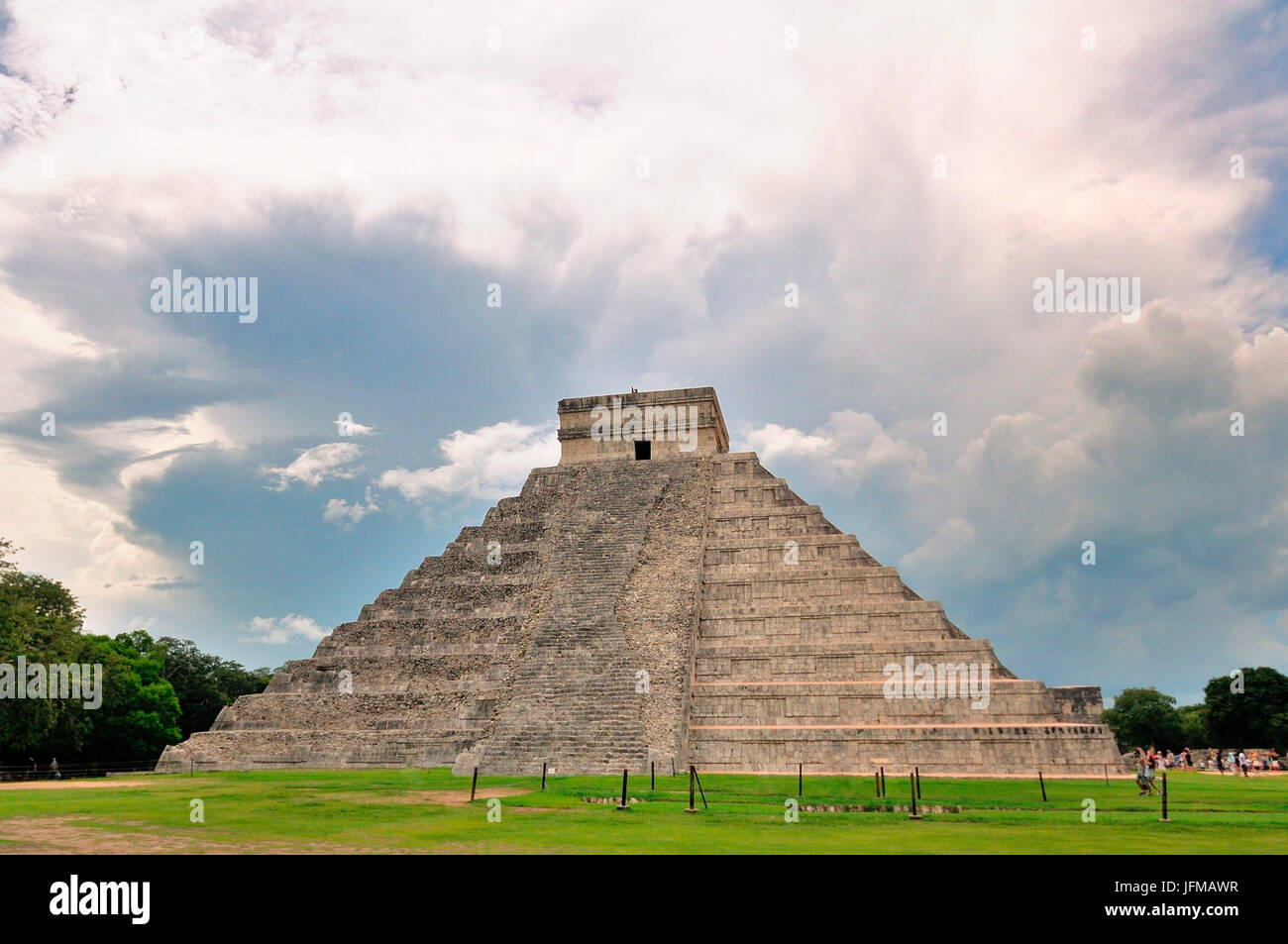 Pyramid of Kukulkan, Chichen Itza, Yucatan, Mexico Stock Photo