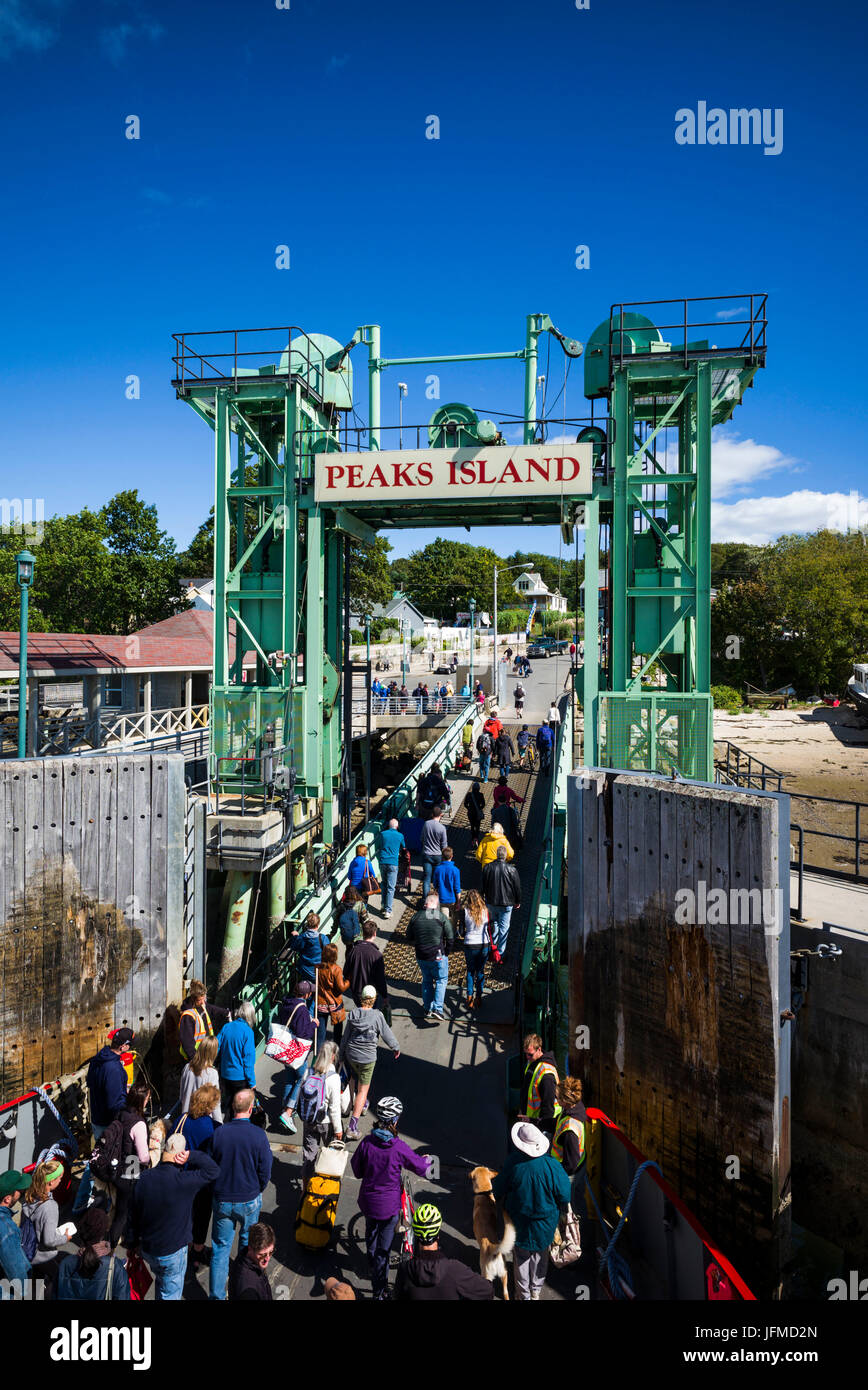 Portland, maine peaks island ferry, hires stock photography and images