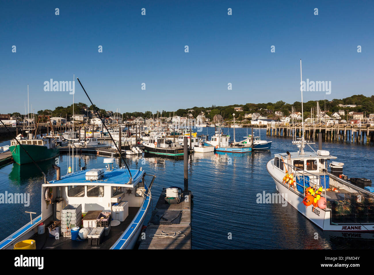 USA, Massachusetts, Cape Ann, Gloucester, Inner Harbor, fishing boats