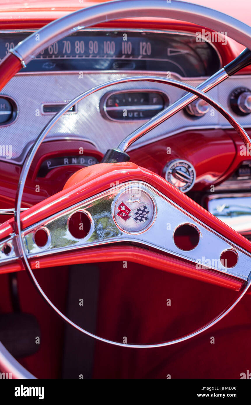 USA, Massachusetts, Cape Ann, Gloucester, classic cars, 1950sera