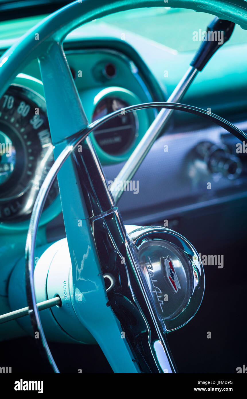 USA, Massachusetts, Cape Ann, Gloucester, classic cars, 1950sera