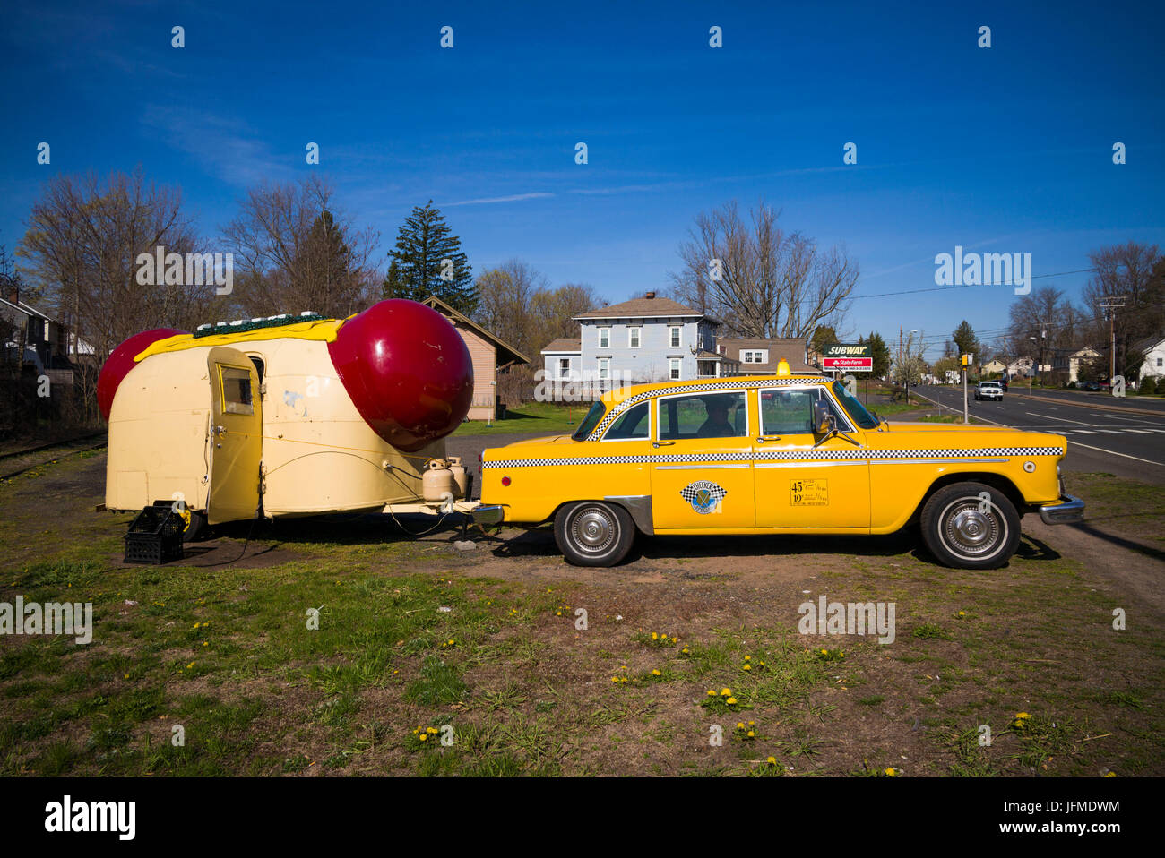 USA, Connecticut, Middletown, taxi with sausageshaped trailer Stock