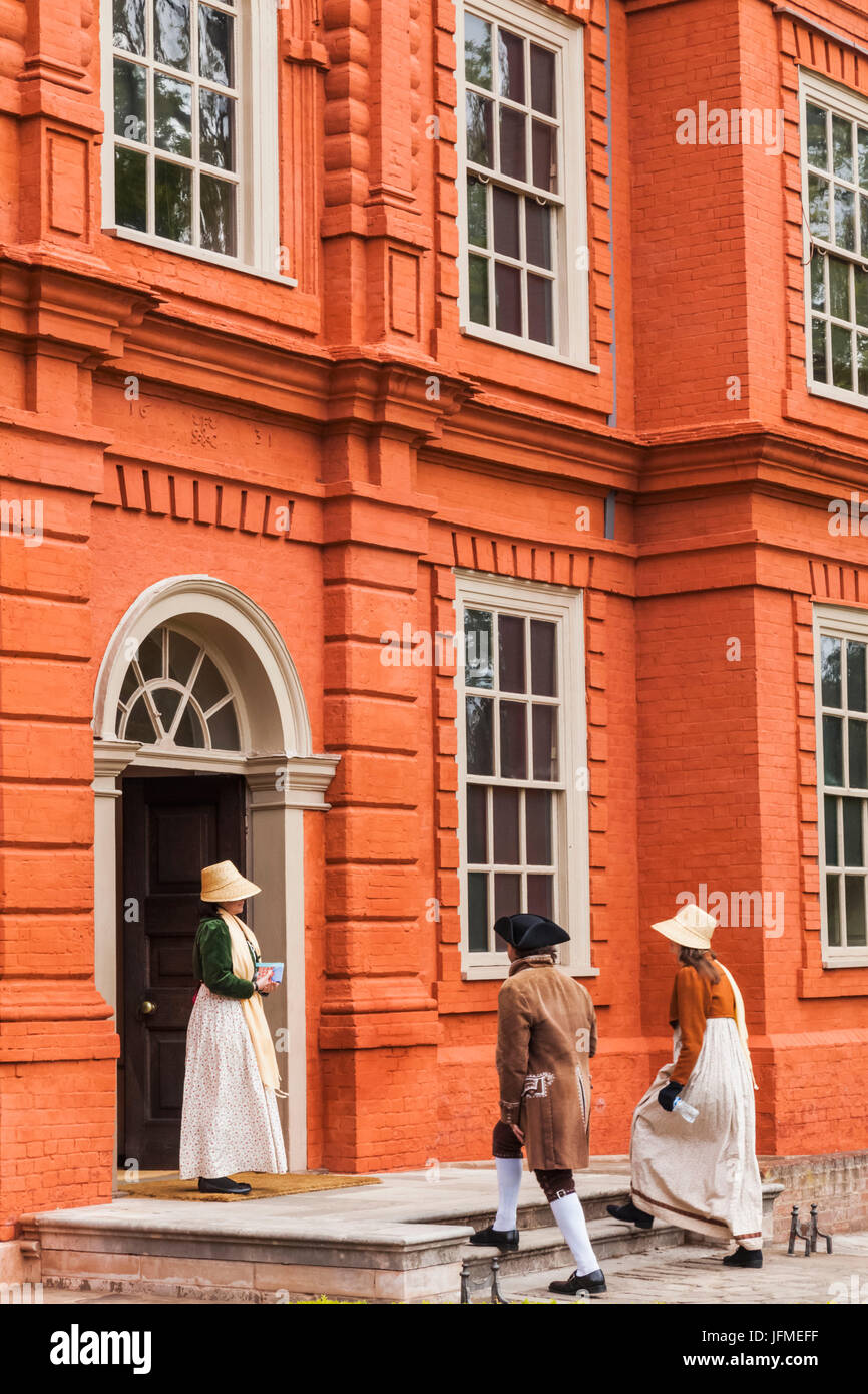 England, London, Richmond, Kew Gardens, Entrance to Kew Palace Stock Photo