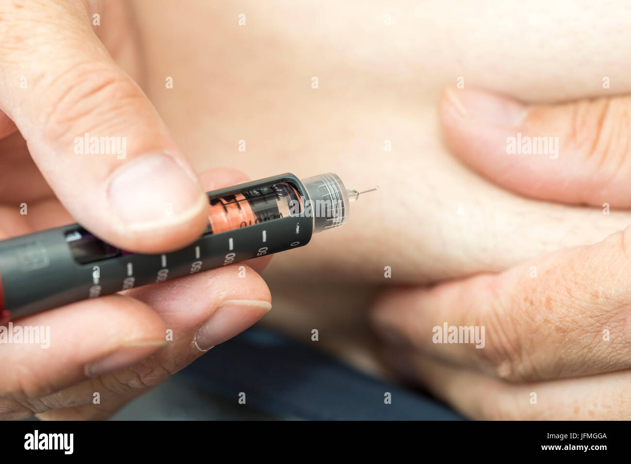 Diabetes, insulin pen, injection of insulin with an injector, to adjust the amount of insulin