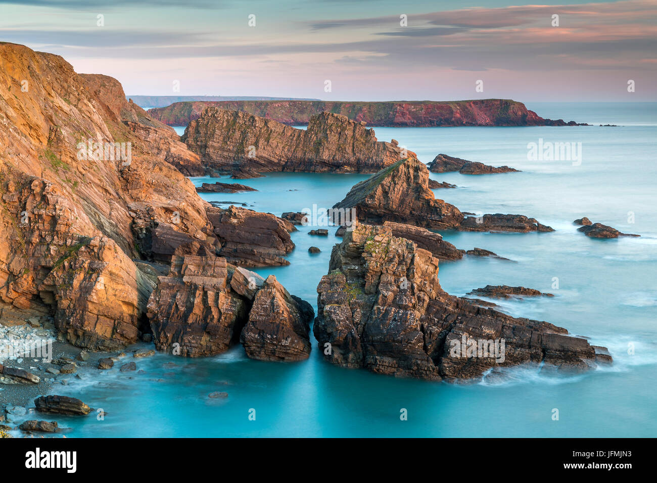 Giles Point Gales point hi-res stock photography and images - Alamy