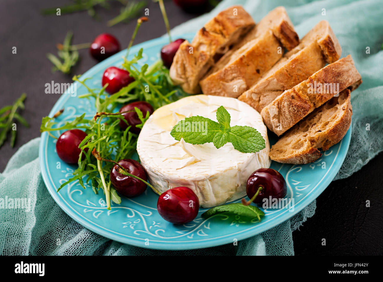 Toast with brie cheese hires stock photography and images Alamy