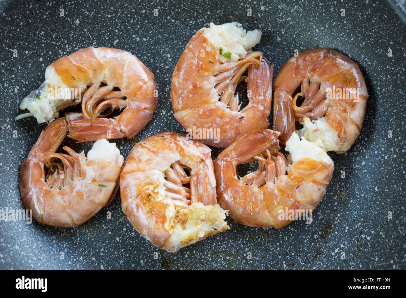 King prawns in shell hires stock photography and images Alamy