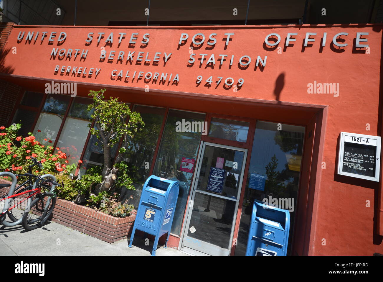 Post Office Station Stock Photos & Post Office Station Stock Images Alamy
