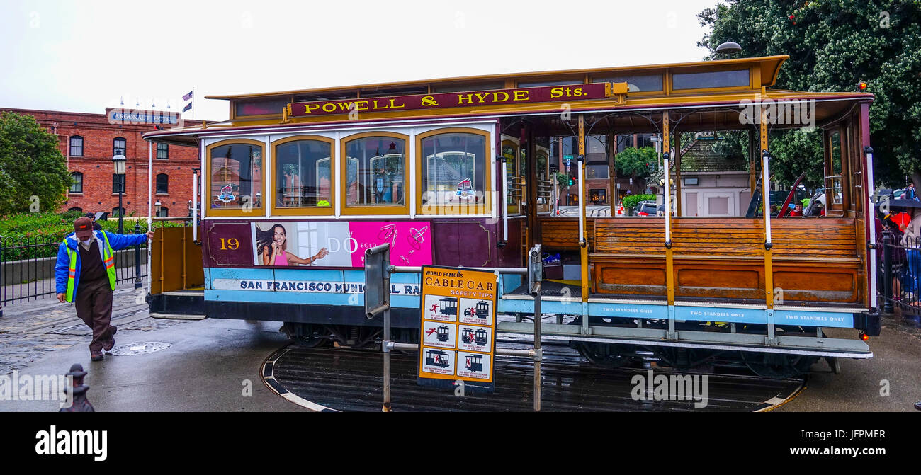 Cable Car Turnaround in San Francisco Stock Photo Alamy