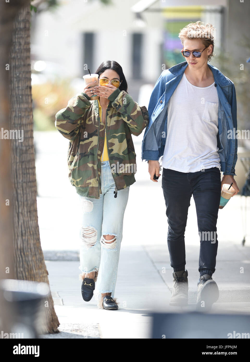 By the looks of her smize Vanessa Hudgens seems to be happy that Austin ...