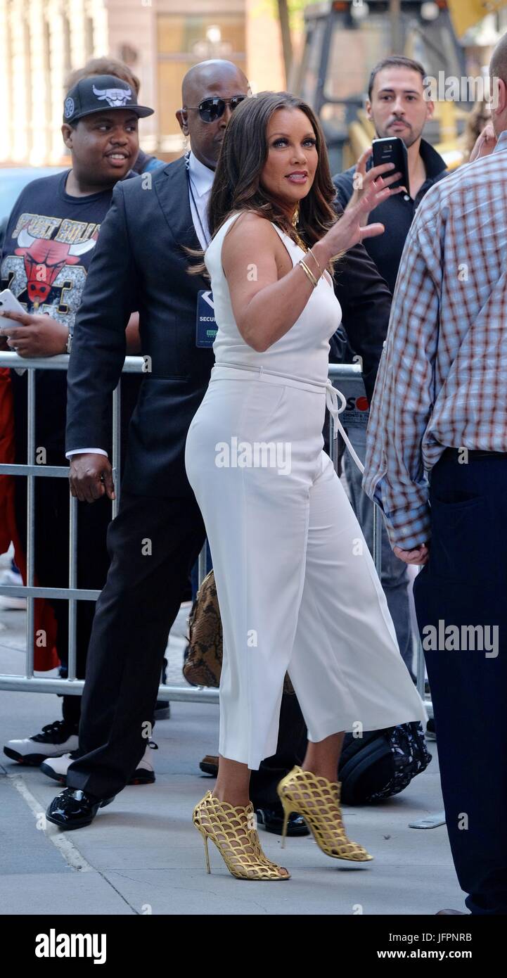 Cast of Daytime Divas at AOL Build Featuring: Fiona Gubelmann, Star