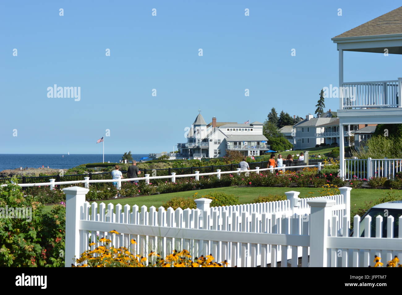 Houses along cliffwalk, Perkins Cove, Ogunquit Stock Photo Alamy