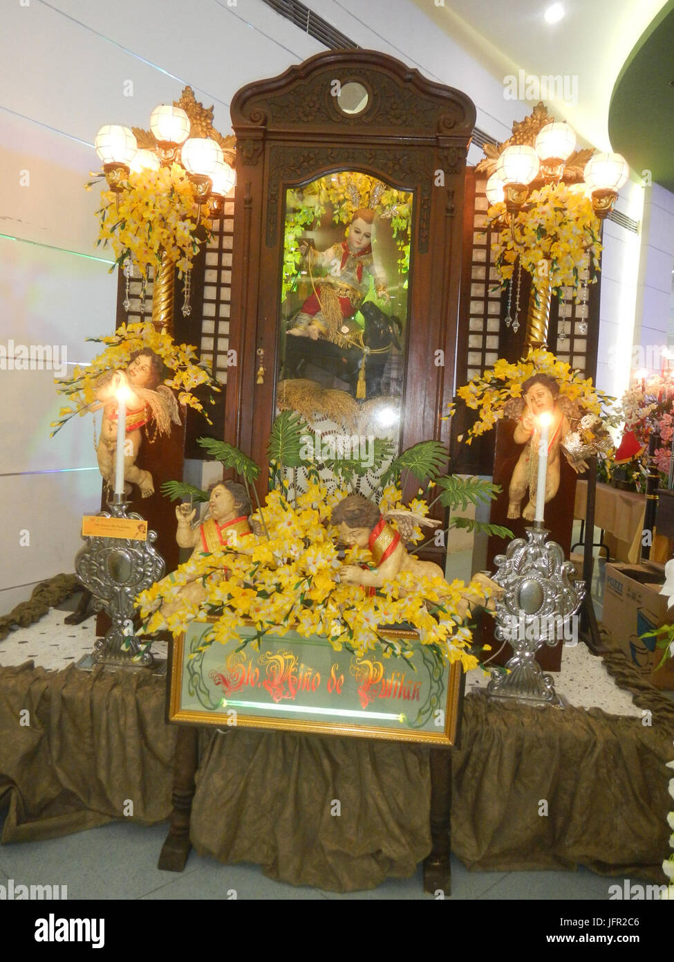 09948jfBunying Santo Niơ1o Exhibit 2017 SM City Baliwagfvf 24 Stock Photo