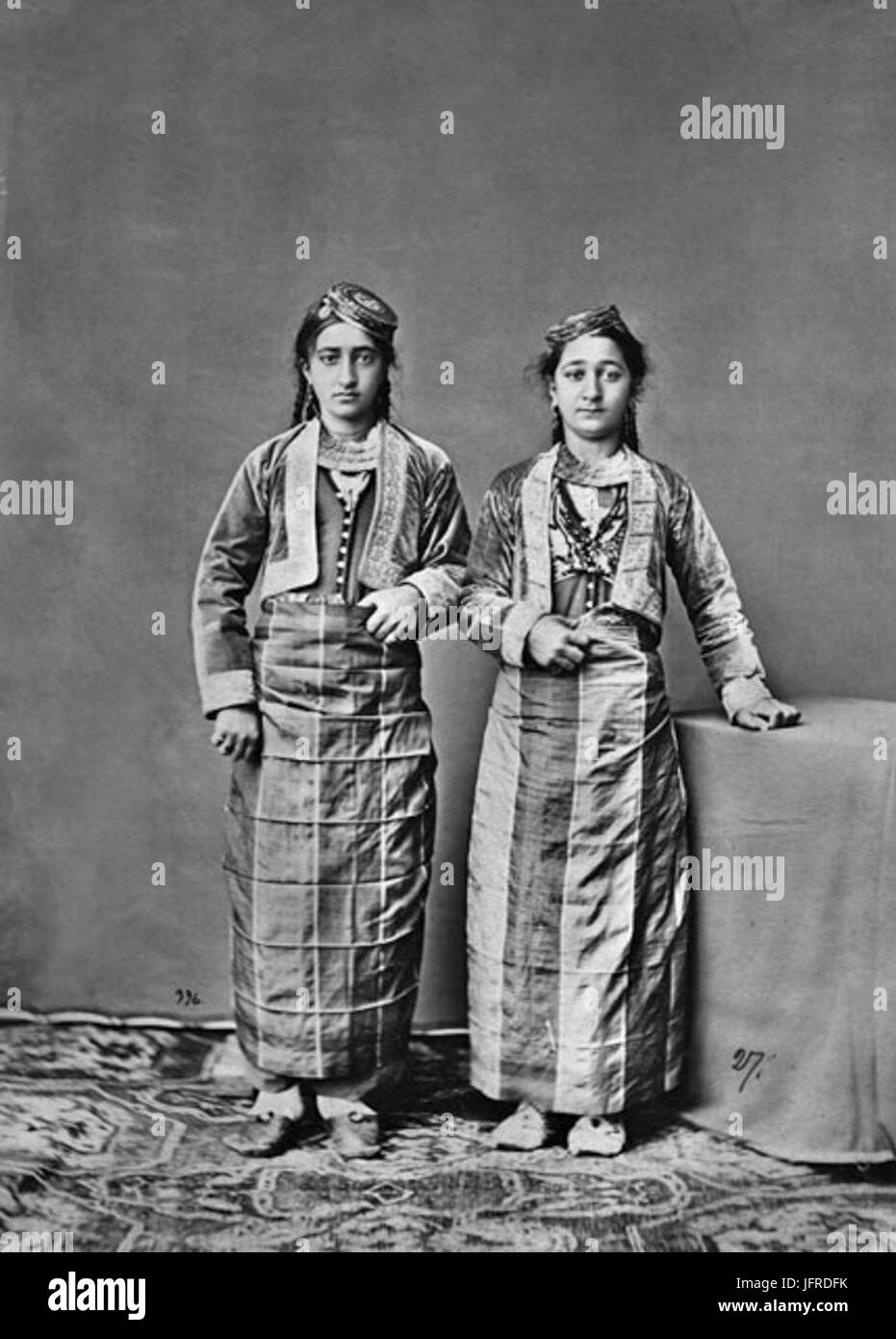 Персы 19 век. Армянские племена. Черкесогаи армяне. Древние армяне и персы. Персы и азербайджанцы.