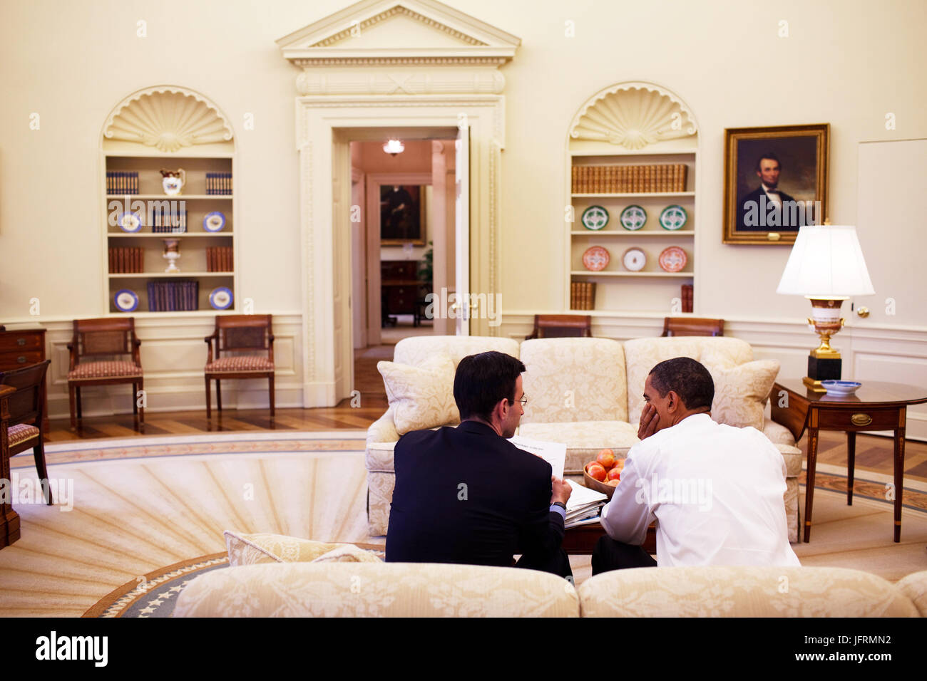 President Barack Obama meets with OMB Director Peter R. Orszag in the Oval  Office 1/26/09. Official White House Photo by Pete Souza Stock Photo - Alamy