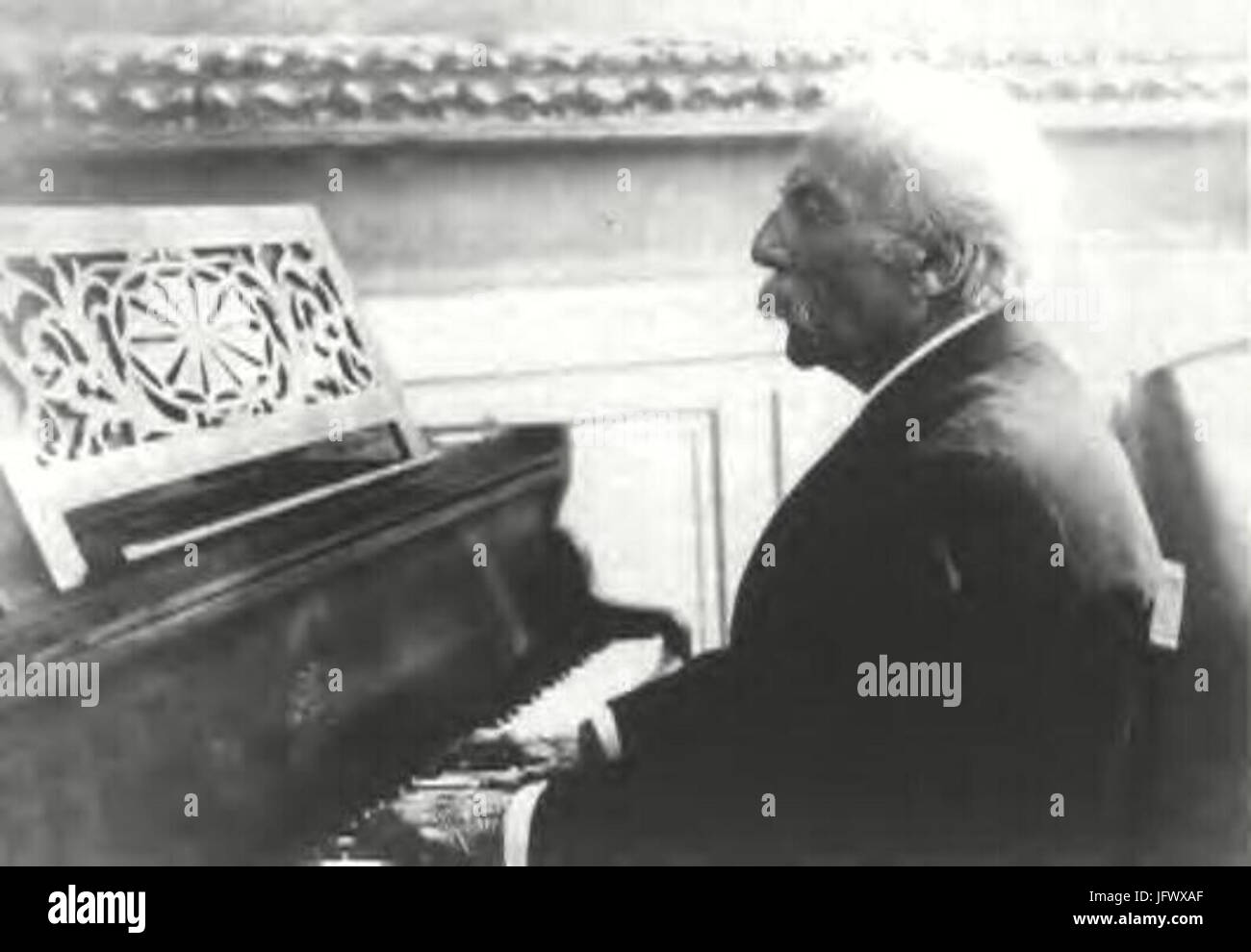 Choumoff - Gabriel Fauré at the piano Stock Photo