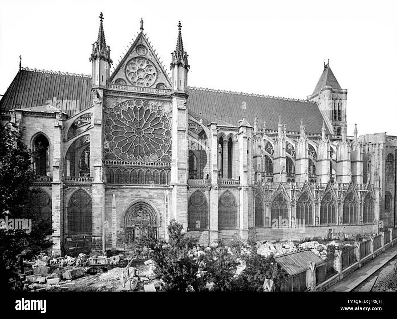 Basilique SaintDenis Façade nord SaintDenis Médiathèque de l