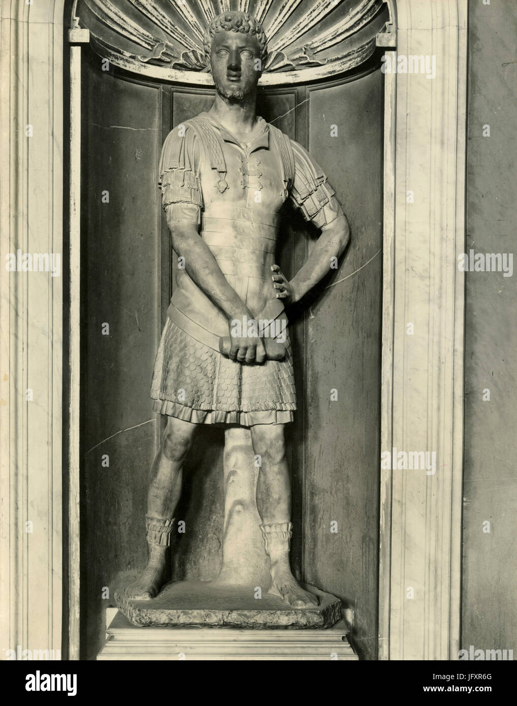 Statue of Alessandro de' Medici, by Braccio Bandinelli, Palazzo Vecchio ...